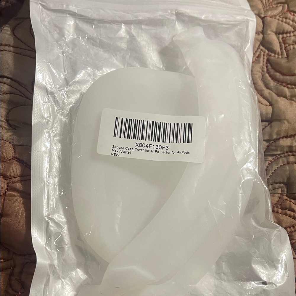 White Silicone AirPods Case Cover